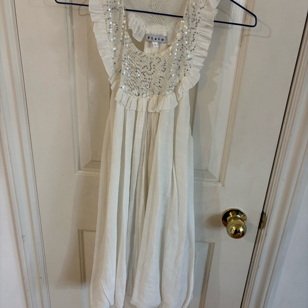 early 200s bubble party white dress with sequins * accepting offers